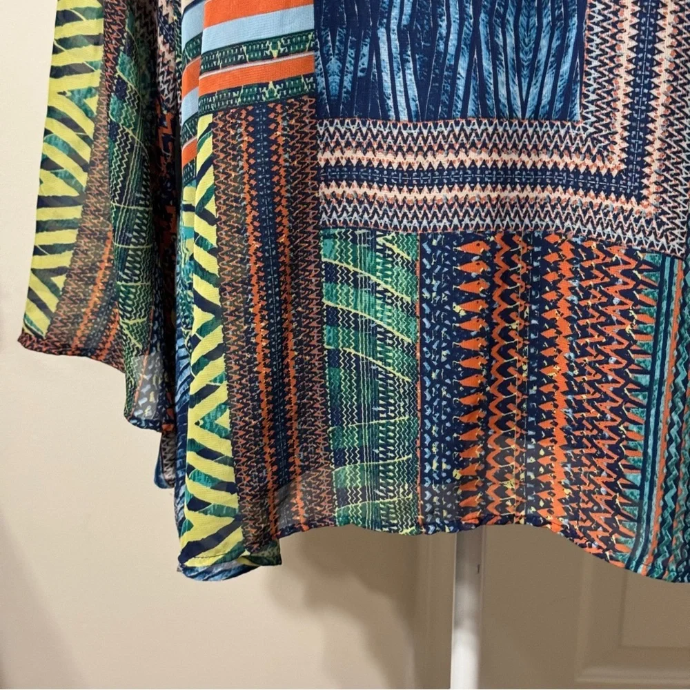 Blue and Green Boxy Tunic with Cut Out Details, size 26/28W - Picture 3 of 9